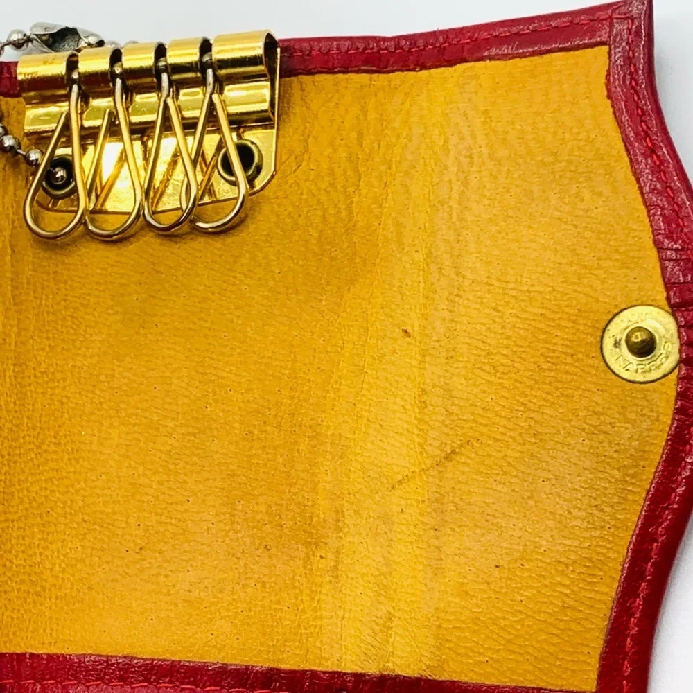 Vintage St. Thomas Red Leather Key Case Cowhide Leather  5-Hook Holder